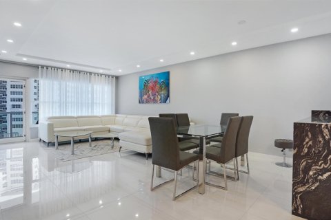 Condo in Fort Lauderdale, Florida, 1 bedroom  № 2246225 - photo 22