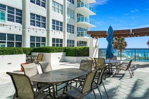 Condo in Fort Lauderdale, Florida, 1 bedroom  № 2246225 - photo 13