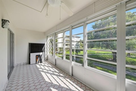 Copropriété à vendre à Coconut Creek, Floride: 2 chambres, 107.4 m2 № 2084379 - photo 19