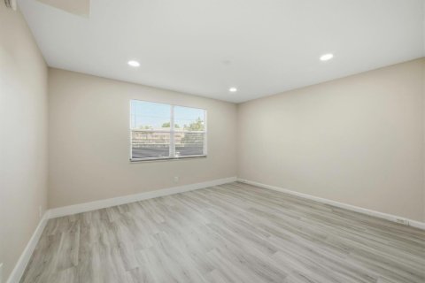 Copropriété à vendre à Coconut Creek, Floride: 2 chambres, 107.4 m2 № 2084379 - photo 16