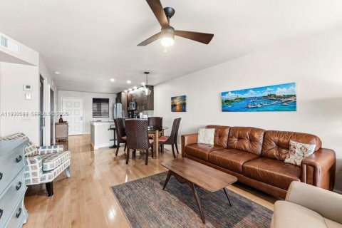 Condominio en venta en Jupiter, Florida, 2 dormitorios, 98.1 m2 № 1989307 - foto 5