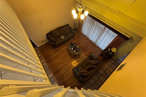 Купить виллу или дом в Хайалиа, Флорида 4 спальни, 242.57м2, № 1999363 - фото 24