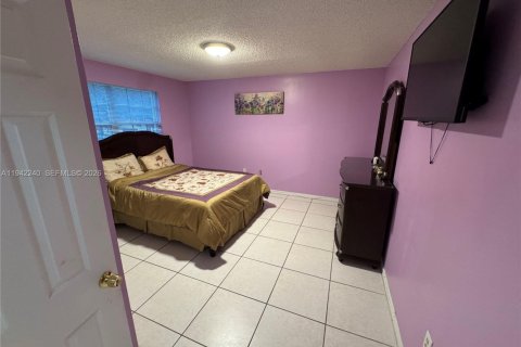 Купить виллу или дом в Хайалиа, Флорида 4 спальни, 242.57м2, № 1999363 - фото 20