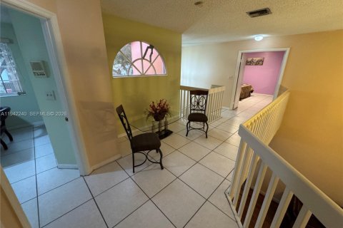 Купить виллу или дом в Хайалиа, Флорида 4 спальни, 242.57м2, № 1999363 - фото 22