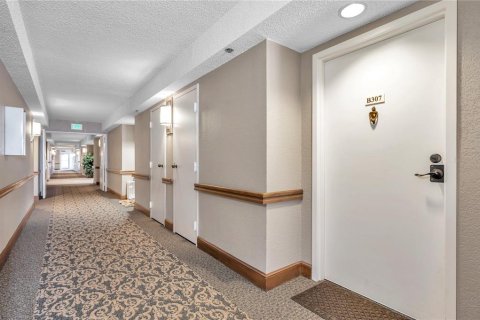 Condo in Clearwater, Florida, 2 bedrooms  № 1919729 - photo 6
