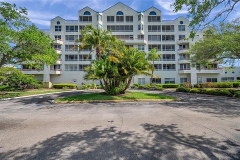 Condo in Clearwater, Florida, 2 bedrooms  № 1919729 - photo 3