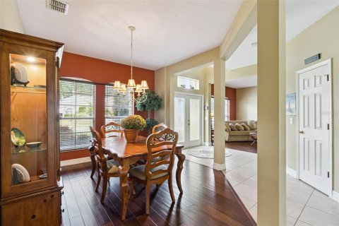 House in Clermont, Florida 5 bedrooms, 282.89 sq.m. № 2394040 - photo 9