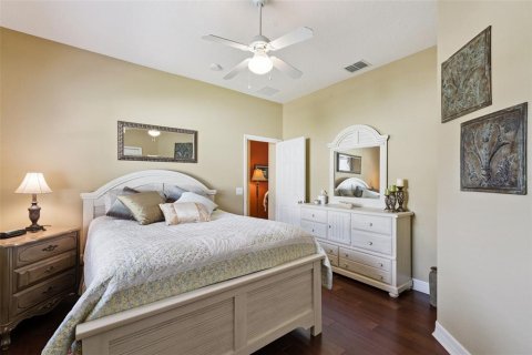 House in Clermont, Florida 5 bedrooms, 282.89 sq.m. № 2394040 - photo 24