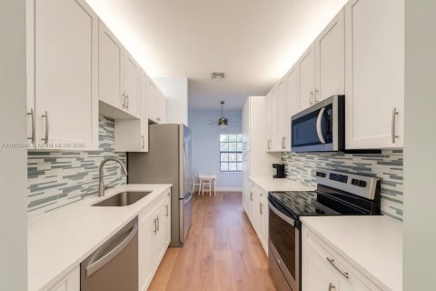 Condominio en venta en Boynton Beach, Florida, 3 dormitorios, 171.5 m2 № 1930045 - foto 16