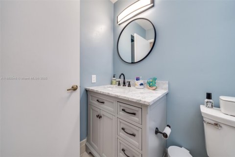 Condominio en venta en Boynton Beach, Florida, 3 dormitorios, 171.5 m2 № 1930045 - foto 24