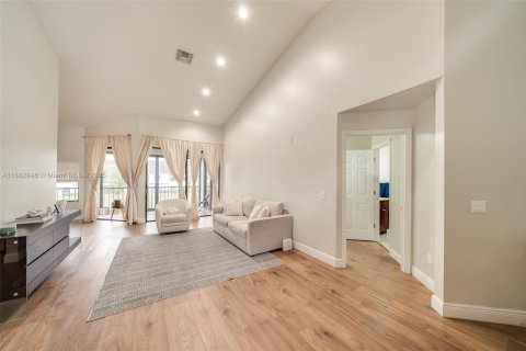 Condominio en venta en Boynton Beach, Florida, 3 dormitorios, 171.5 m2 № 1930045 - foto 11