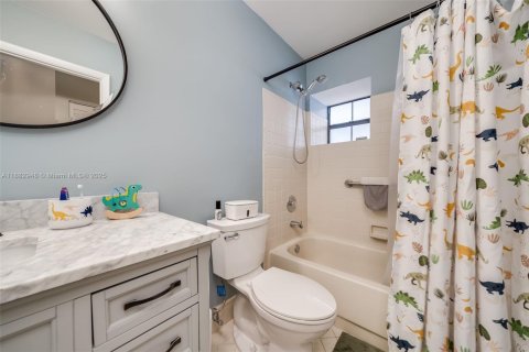 Condominio en venta en Boynton Beach, Florida, 3 dormitorios, 171.5 m2 № 1930045 - foto 25