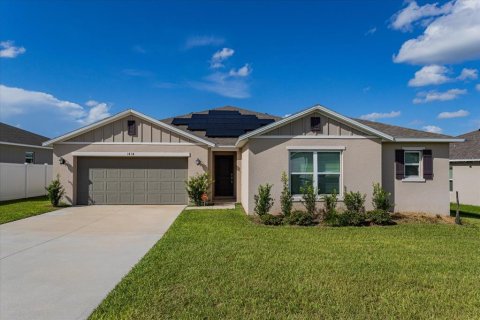 House in Mascotte, Florida 4 bedrooms, 217.58 sq.m. № 2377978