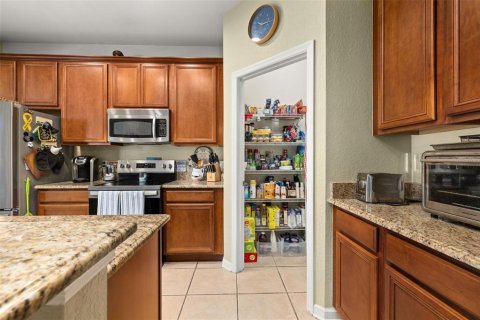 Touwnhouse à vendre à Windermere, Floride: 3 chambres, 152.73 m2 № 2096787 - photo 14