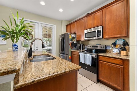 Touwnhouse à vendre à Windermere, Floride: 3 chambres, 152.73 m2 № 2096787 - photo 12