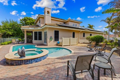 House in Palm City, Florida 3 bedrooms, 265.61 sq.m. № 2087554 - photo 2