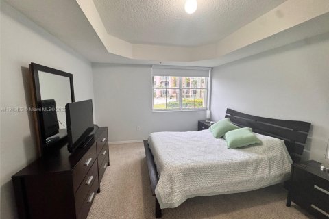 Снять в аренду кондоминиум в Дорал, Флорида 3 спальни, 118.08м2, № 2017071 - фото 9