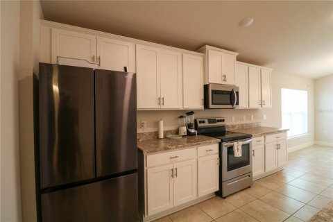 House in Davenport, Florida 3 bedrooms, 183.02 sq.m. № 1804000 - photo 12