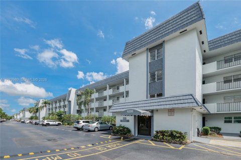 Condominio en venta en Lauderhill, Florida, 2 dormitorios, 101.45 m2 № 2076170 - foto 26