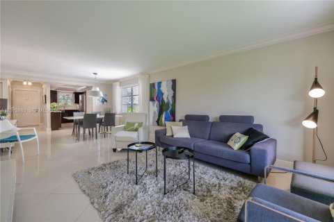 Condominio en venta en Lauderhill, Florida, 2 dormitorios, 101.45 m2 № 2076170 - foto 4