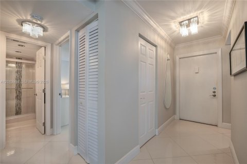 Condominio en venta en Lauderhill, Florida, 2 dormitorios, 101.45 m2 № 2076170 - foto 21