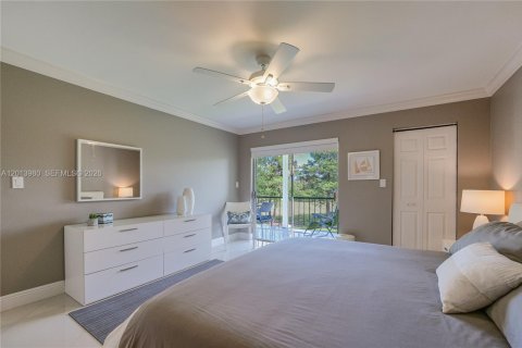 Condominio en venta en Lauderhill, Florida, 2 dormitorios, 101.45 m2 № 2076170 - foto 16