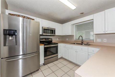 House in Sarasota, Florida 3 bedrooms, 131.55 sq.m. № 1882956 - photo 6