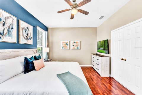 Casa en venta en Kissimmee, Florida, 5 dormitorios, 209.49 m2 № 1903551 - foto 5