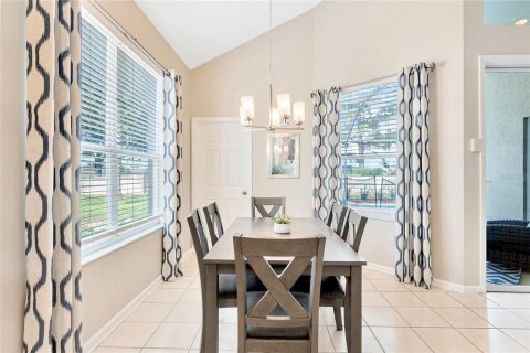 Casa en venta en Kissimmee, Florida, 5 dormitorios, 209.49 m2 № 1903551 - foto 18
