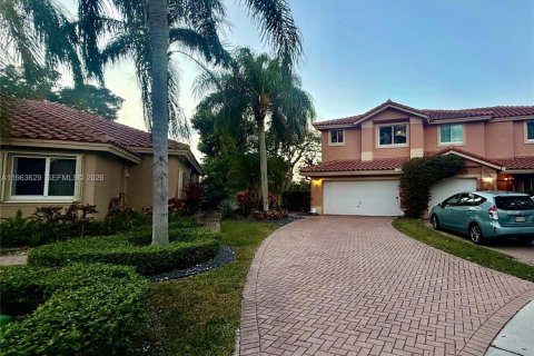 Townhouse in Coral Springs, Florida 3 bedrooms, 150.78 sq.m. № 2026631