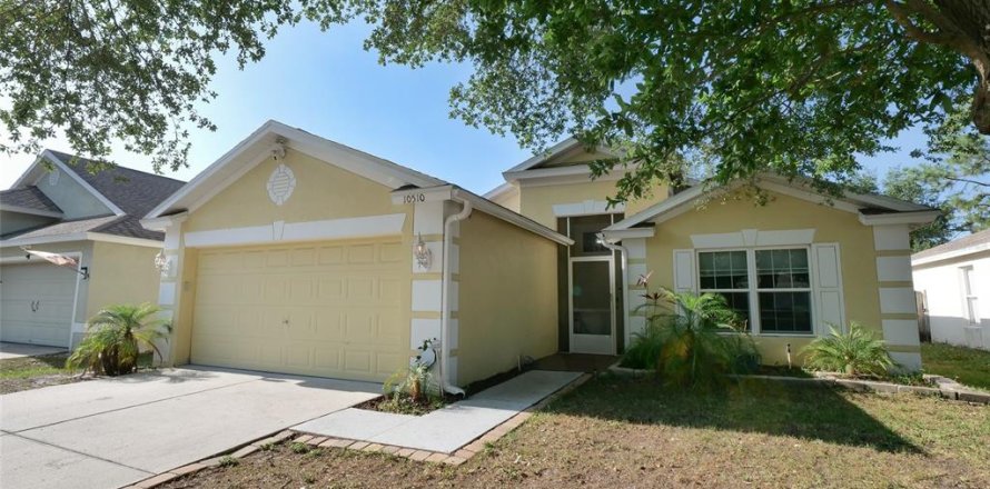 Villa ou maison à Riverview, Floride 4 chambres, 154.68 m2 № 2156196