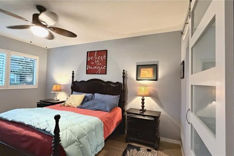 Adosado en venta en Seminole, Florida, 3 dormitorios, 209.03 m2 № 2287327 - foto 9
