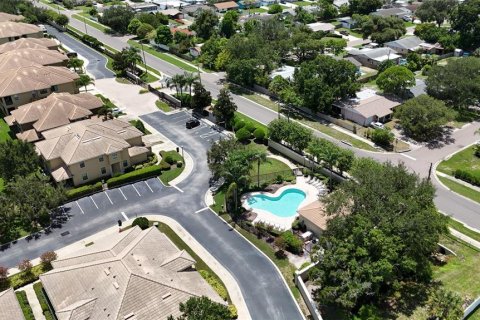 Adosado en venta en Seminole, Florida, 3 dormitorios, 209.03 m2 № 2287327 - foto 6