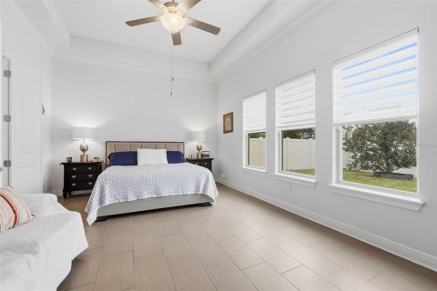 House in Orlando, Florida 4 bedrooms, 309.55 sq.m. № 2203929 - photo 30