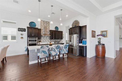 House in Orlando, Florida 4 bedrooms, 309.55 sq.m. № 2203929 - photo 18