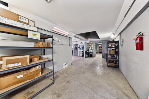 Купить коммерческую недвижимость в Форт-Лодердейл, Флорида № 2147246 - фото 17