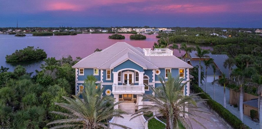Casa en Osprey, Florida 4 dormitorios, 501.39 m2 № 1875970