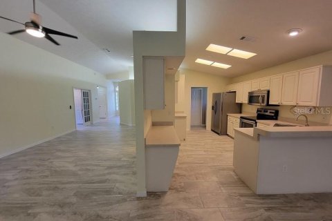 Casa en venta en Hudson, Florida, 3 dormitorios, 148.55 m2 № 1902264 - foto 7