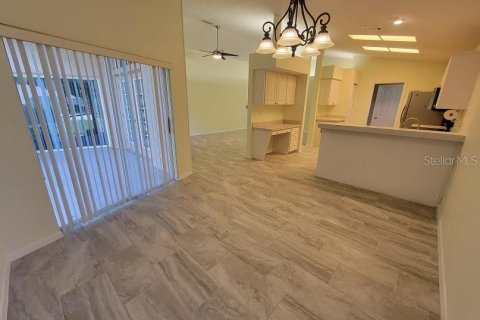 Casa en venta en Hudson, Florida, 3 dormitorios, 148.55 m2 № 1902264 - foto 9
