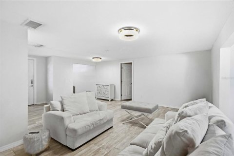Villa ou maison à vendre à Bradenton, Floride: 4 chambres, 178.37 m2 № 2306046 - photo 14