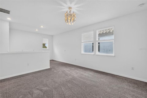 House in Winter Garden, Florida 3 bedrooms, 233.46 sq.m. № 2199685 - photo 26