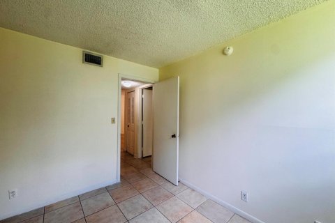 Copropriété à louer à West Palm Beach, Floride: 2 chambres, 78.97 m2 № 2261996 - photo 26
