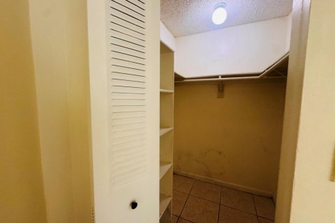 Copropriété à louer à West Palm Beach, Floride: 2 chambres, 78.97 m2 № 2261996 - photo 27