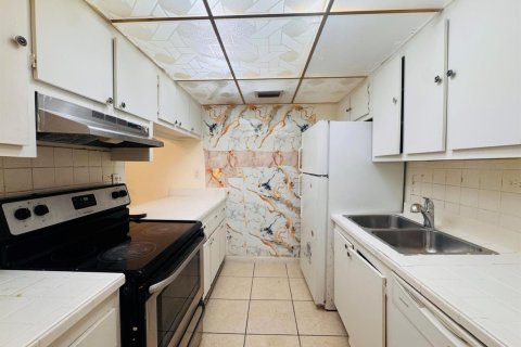 Copropriété à louer à West Palm Beach, Floride: 2 chambres, 78.97 m2 № 2261996 - photo 15