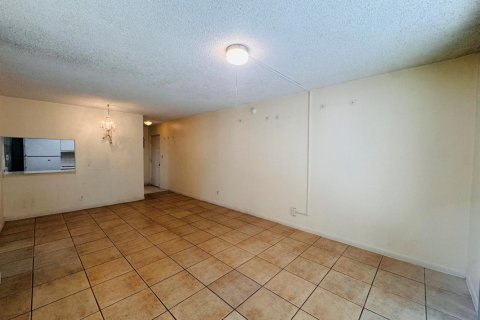 Copropriété à louer à West Palm Beach, Floride: 2 chambres, 78.97 m2 № 2261996 - photo 6