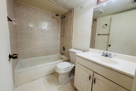 Copropriété à louer à West Palm Beach, Floride: 2 chambres, 78.97 m2 № 2261996 - photo 3