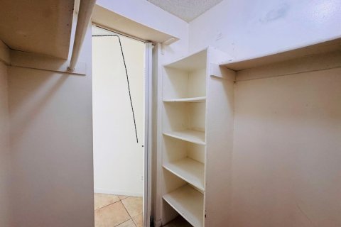 Copropriété à louer à West Palm Beach, Floride: 2 chambres, 78.97 m2 № 2261996 - photo 29