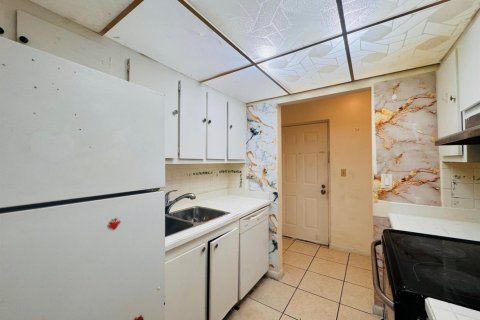 Copropriété à louer à West Palm Beach, Floride: 2 chambres, 78.97 m2 № 2261996 - photo 18