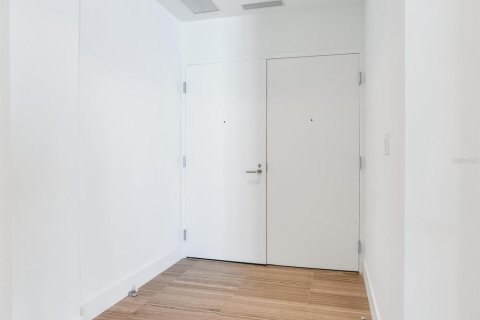 Condo in Tampa, Florida, 3 bedrooms  № 1444020 - photo 4