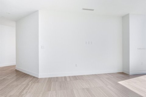 Condo in Tampa, Florida, 3 bedrooms  № 1444020 - photo 25